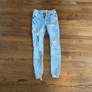 Free People light wash distressed skinny jeans